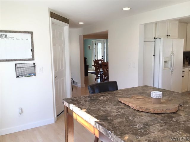 731 Ransom Road, Lancaster, NY 14086