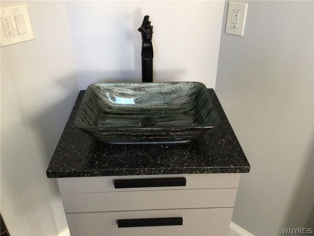 731 Ransom Road, Lancaster, NY 14086