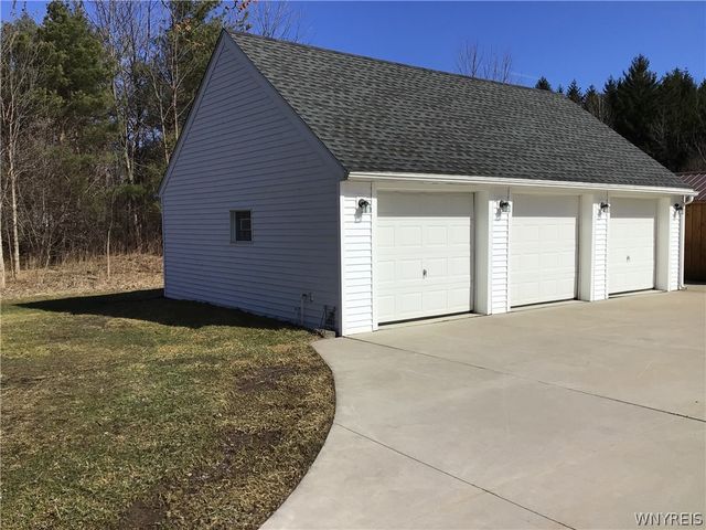 731 Ransom Road, Lancaster, NY 14086