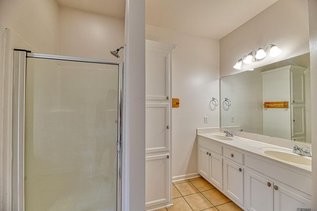 289 Melissa Dr, Port Allen, LA 70767