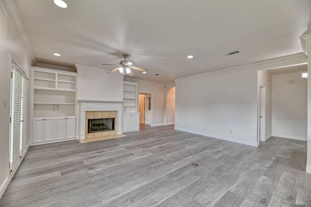 289 Melissa Dr, Port Allen, LA 70767