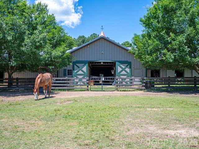 19021 Youngblood Road 10, Charlotte, NC 28278