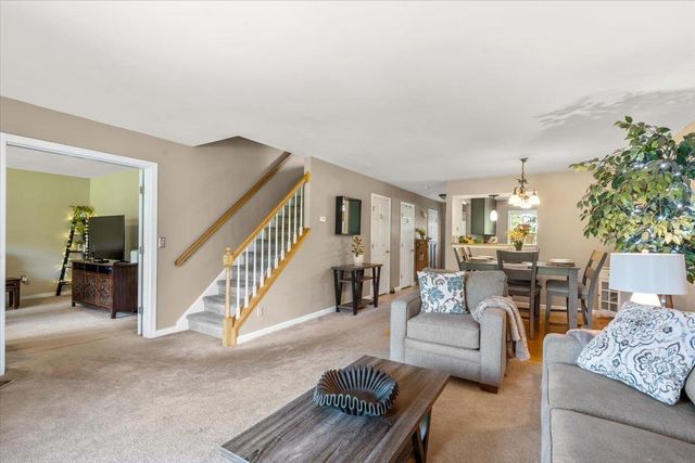 156 Catkin Drive, South Burlington, VT 05403
