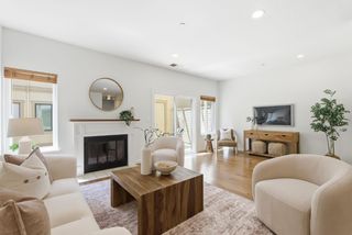 969 La Mesa Terrace G, Sunnyvale, CA 94086