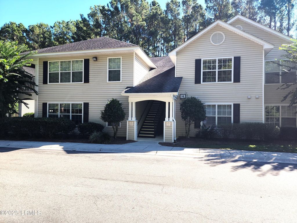 50 Pebble Beach Cv Apt H113, Bluffton, SC 29910
