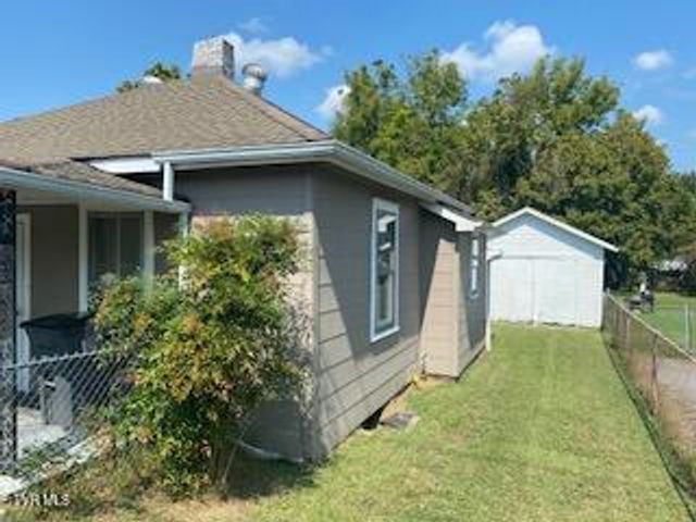 922 Robertson Street, Kingsport, TN 37660