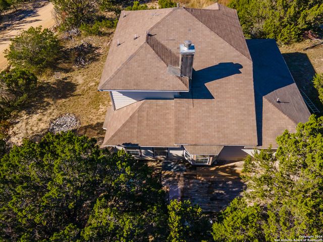 989 Oil Well Road, Pipe Creek, TX 78063
