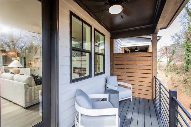 121 Bridgecrest Road, Roswell, GA 30075