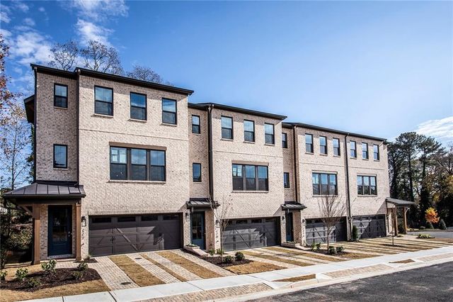 121 Bridgecrest Road, Roswell, GA 30075