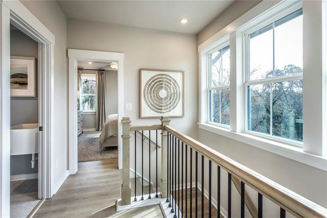 121 Bridgecrest Road, Roswell, GA 30075