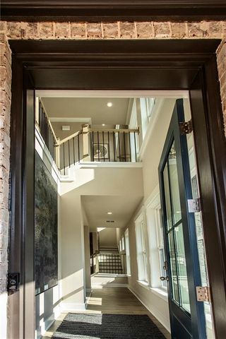 121 Bridgecrest Road, Roswell, GA 30075