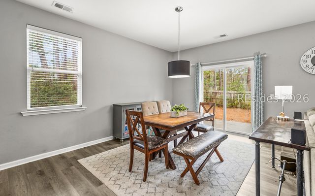 56 Holly Hall Rd, Beaufort, SC 29907