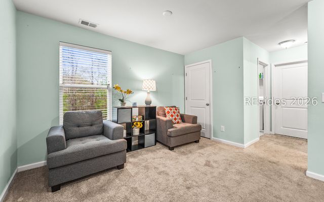 56 Holly Hall Rd, Beaufort, SC 29907