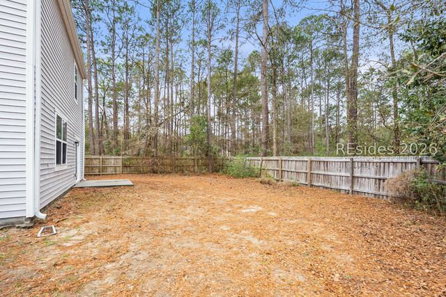 56 Holly Hall Rd, Beaufort, SC 29907