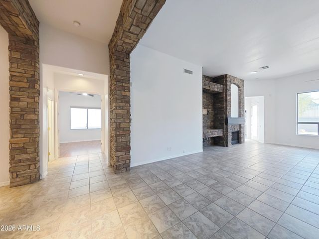 15001 S 5TH Avenue, Phoenix, AZ 85045