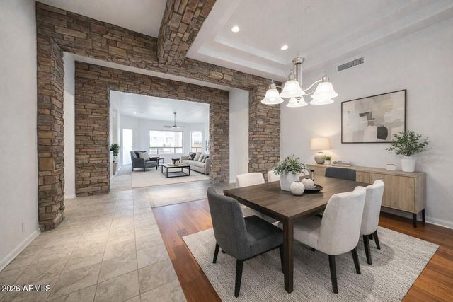 15001 S 5TH Avenue, Phoenix, AZ 85045