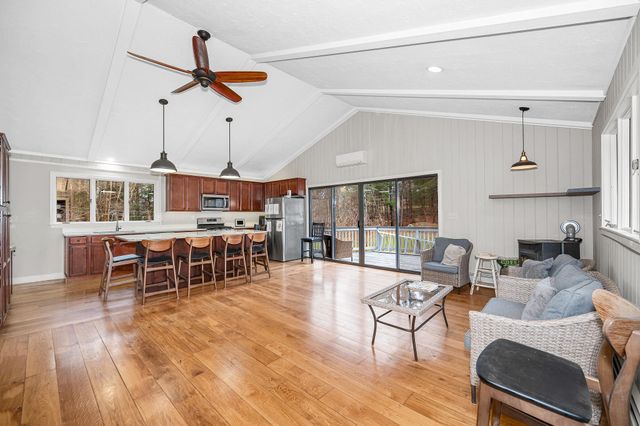 117 Stage Road, Hampstead, NH 03841