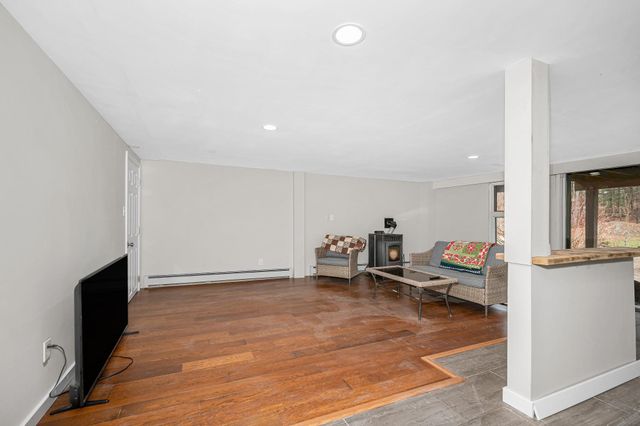 117 Stage Road, Hampstead, NH 03841