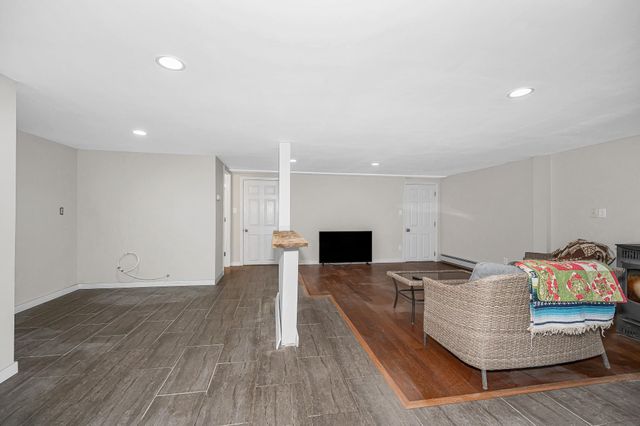 117 Stage Road, Hampstead, NH 03841