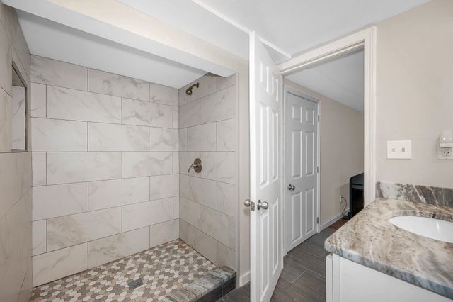 117 Stage Road, Hampstead, NH 03841