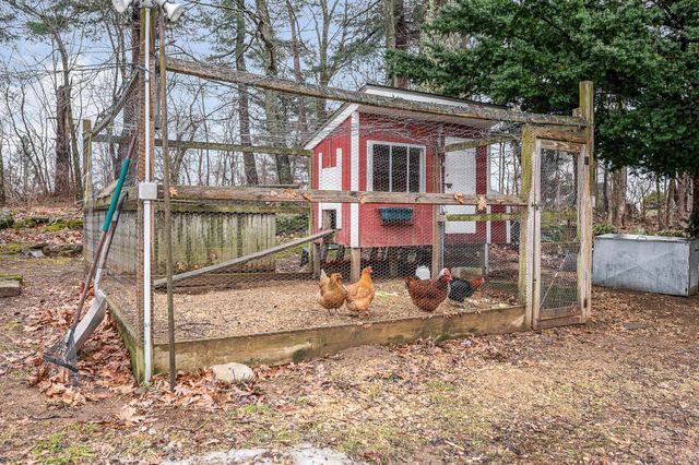 117 Stage Road, Hampstead, NH 03841