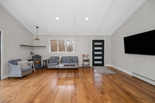 117 Stage Road, Hampstead, NH 03841