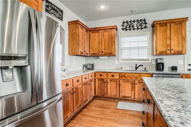 21723 Massa Circle, Peculiar, MO 64078