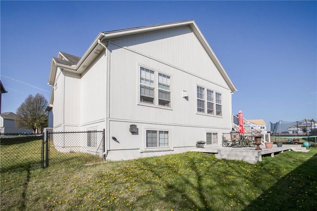 21723 Massa Circle, Peculiar, MO 64078