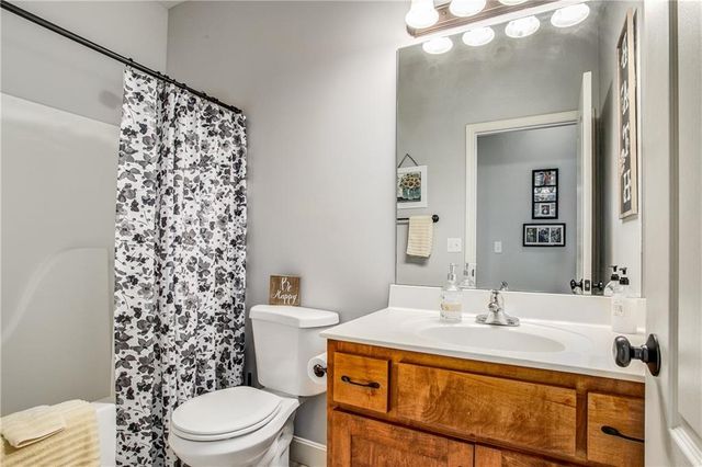 21723 Massa Circle, Peculiar, MO 64078