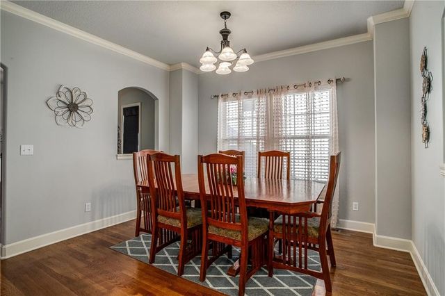 21723 Massa Circle, Peculiar, MO 64078