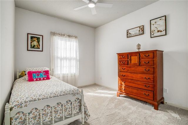 21723 Massa Circle, Peculiar, MO 64078