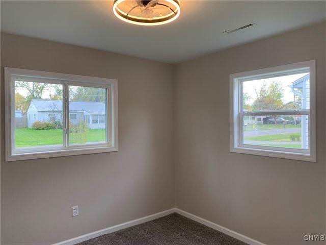 7879 Macarthur Boulevard, Cicero, NY 13030