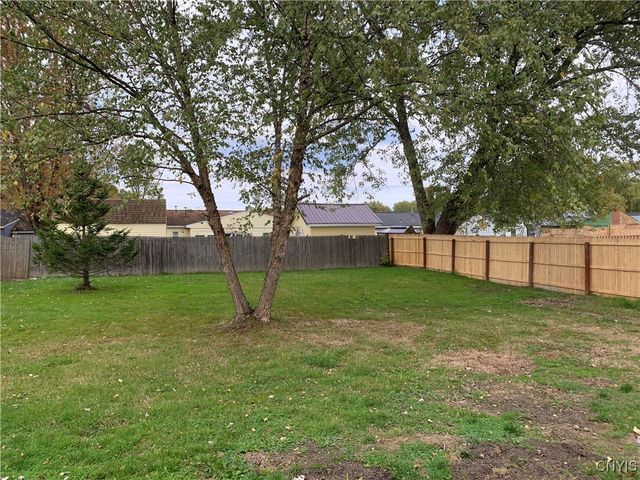 7879 Macarthur Boulevard, Cicero, NY 13030