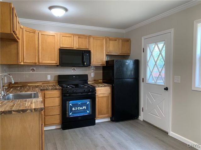 7879 Macarthur Boulevard, Cicero, NY 13030