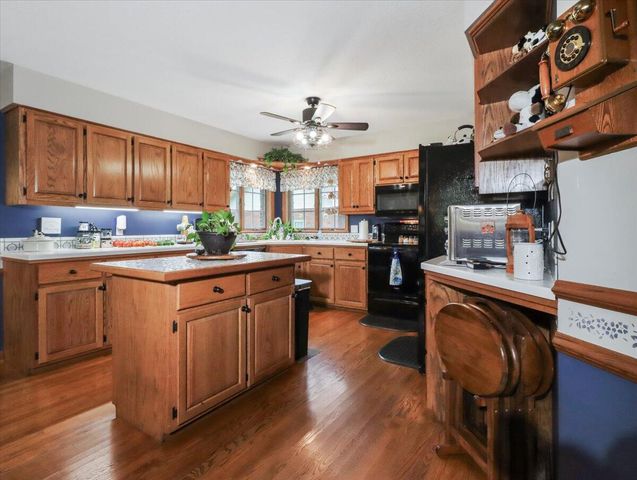 1001 Hovis Street, Mountain Grove, MO 65711