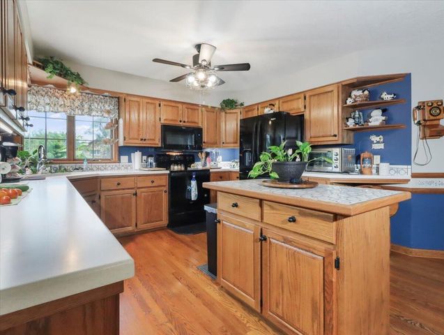 1001 Hovis Street, Mountain Grove, MO 65711