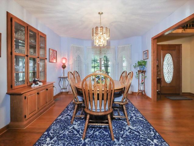 1001 Hovis Street, Mountain Grove, MO 65711