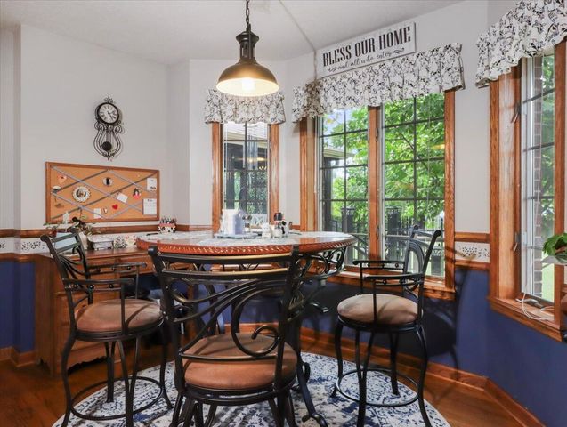 1001 Hovis Street, Mountain Grove, MO 65711