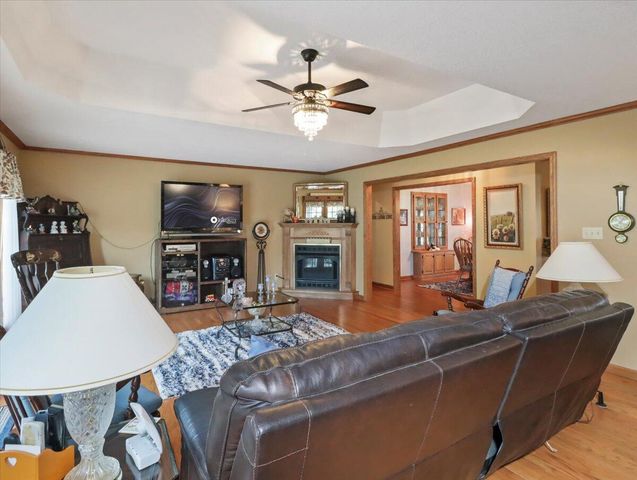 1001 Hovis Street, Mountain Grove, MO 65711