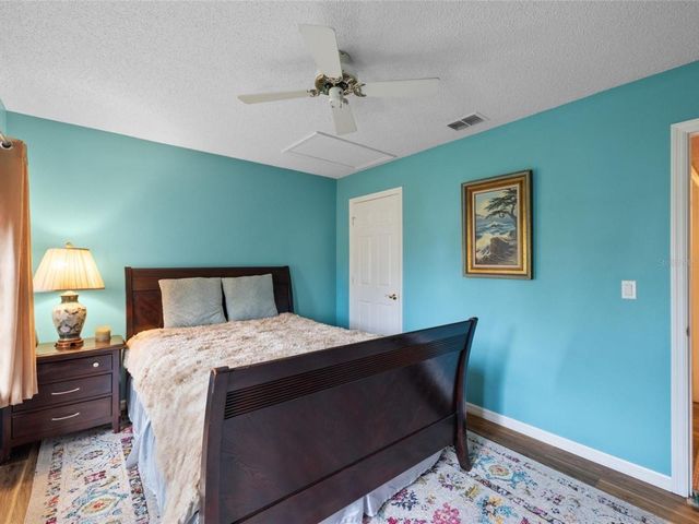3910 77TH PLACE E, Sarasota, FL 34243