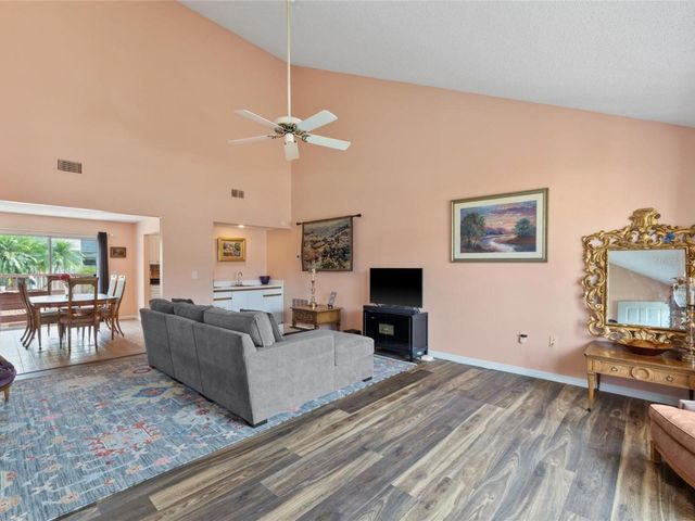 3910 77TH PLACE E, Sarasota, FL 34243