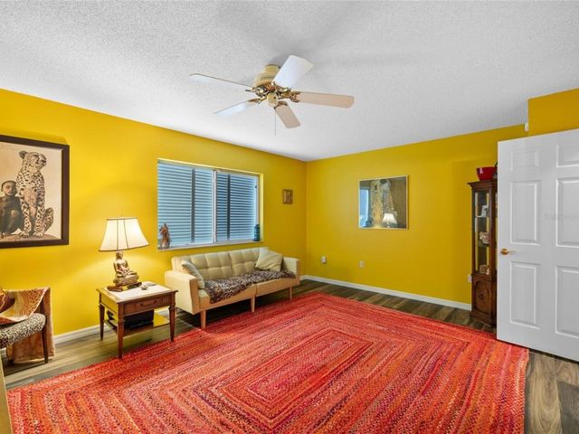 3910 77TH PLACE E, Sarasota, FL 34243
