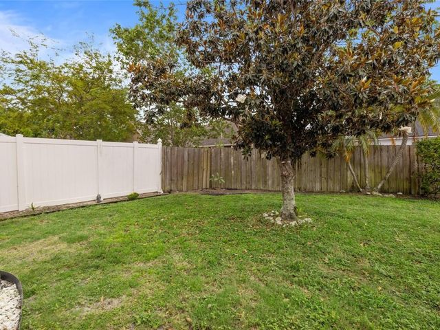 3910 77TH PLACE E, Sarasota, FL 34243