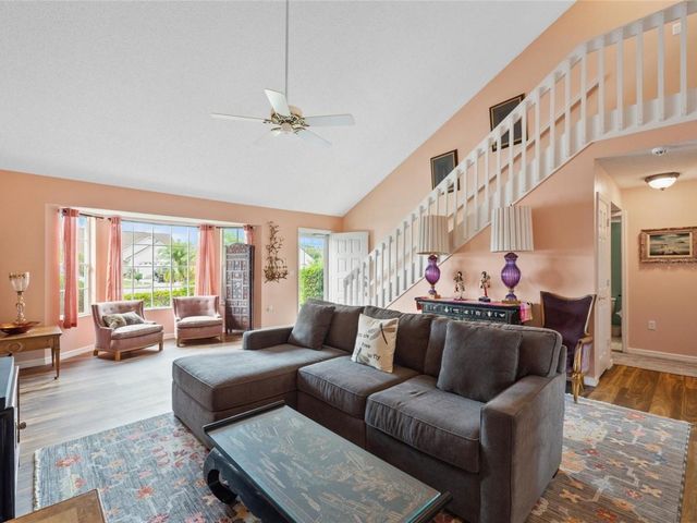 3910 77TH PLACE E, Sarasota, FL 34243