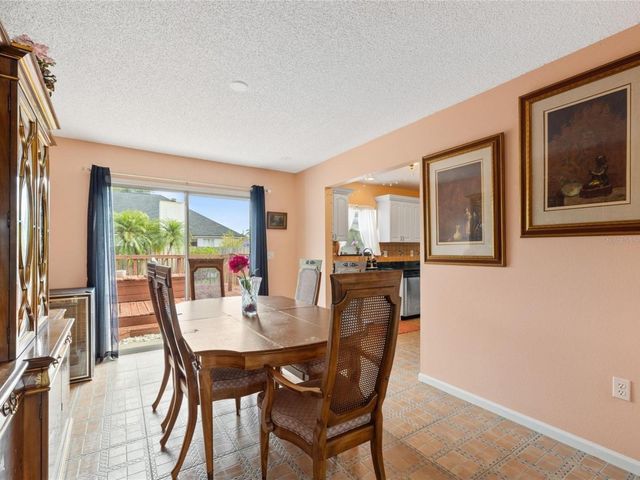 3910 77TH PLACE E, Sarasota, FL 34243