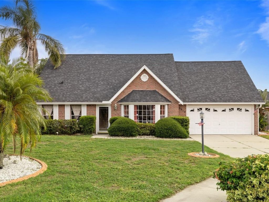 3910 77TH PLACE E, Sarasota, FL 34243