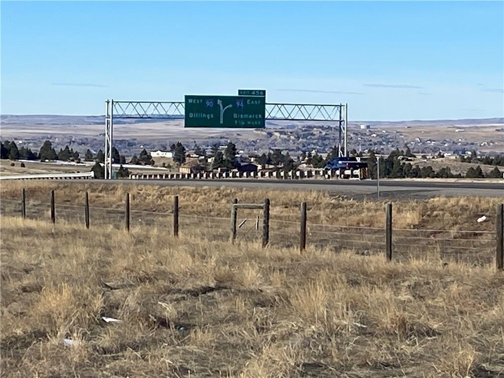 4527 Old Hardin Road, Billings, MT 59101 photo 3