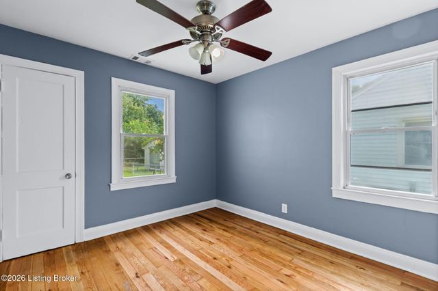 1028 Camden Ave, Louisville, KY 40215