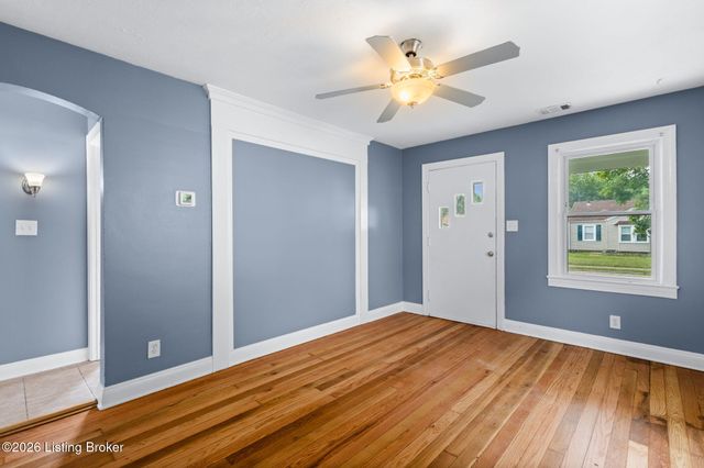 1028 Camden Ave, Louisville, KY 40215