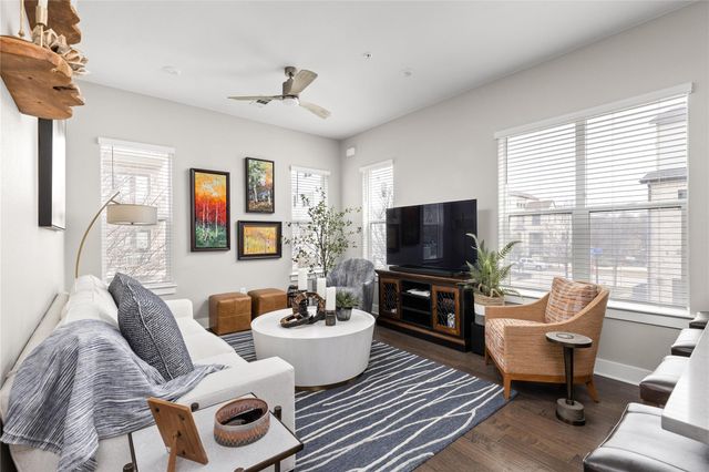 4325 Jackson Ave 2105, Austin, TX 78731